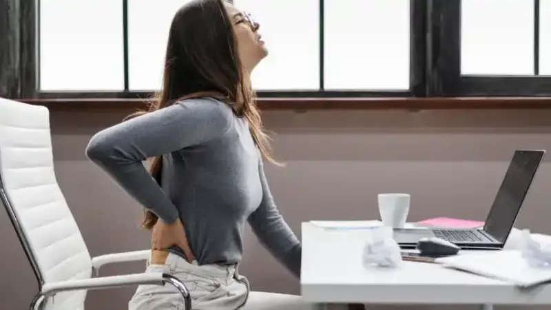 When to Seek Professional Help for Chronic Neck Pain